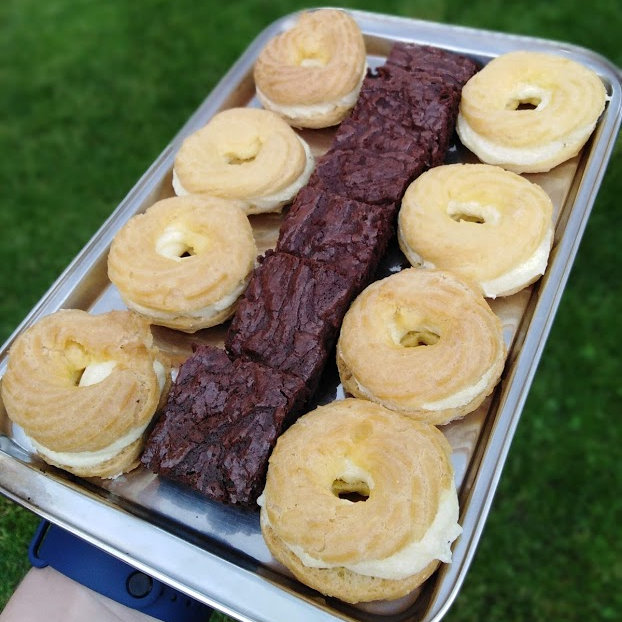 Věnečky s pudinkovým krémem, Brownies
